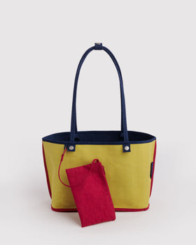 Medium Nylon Reversible Tote M0