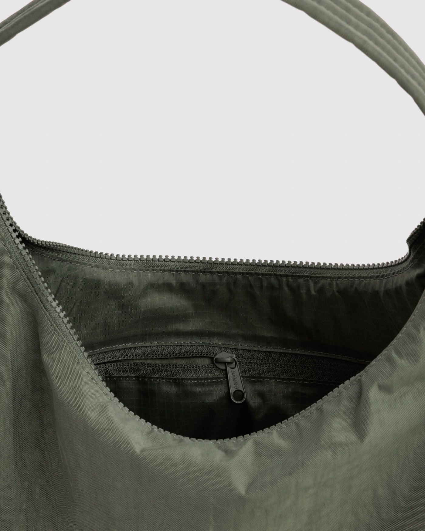 Nylon Shoulder Bag O1