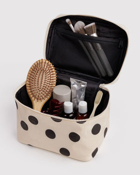 Large Cosmetic Case O0