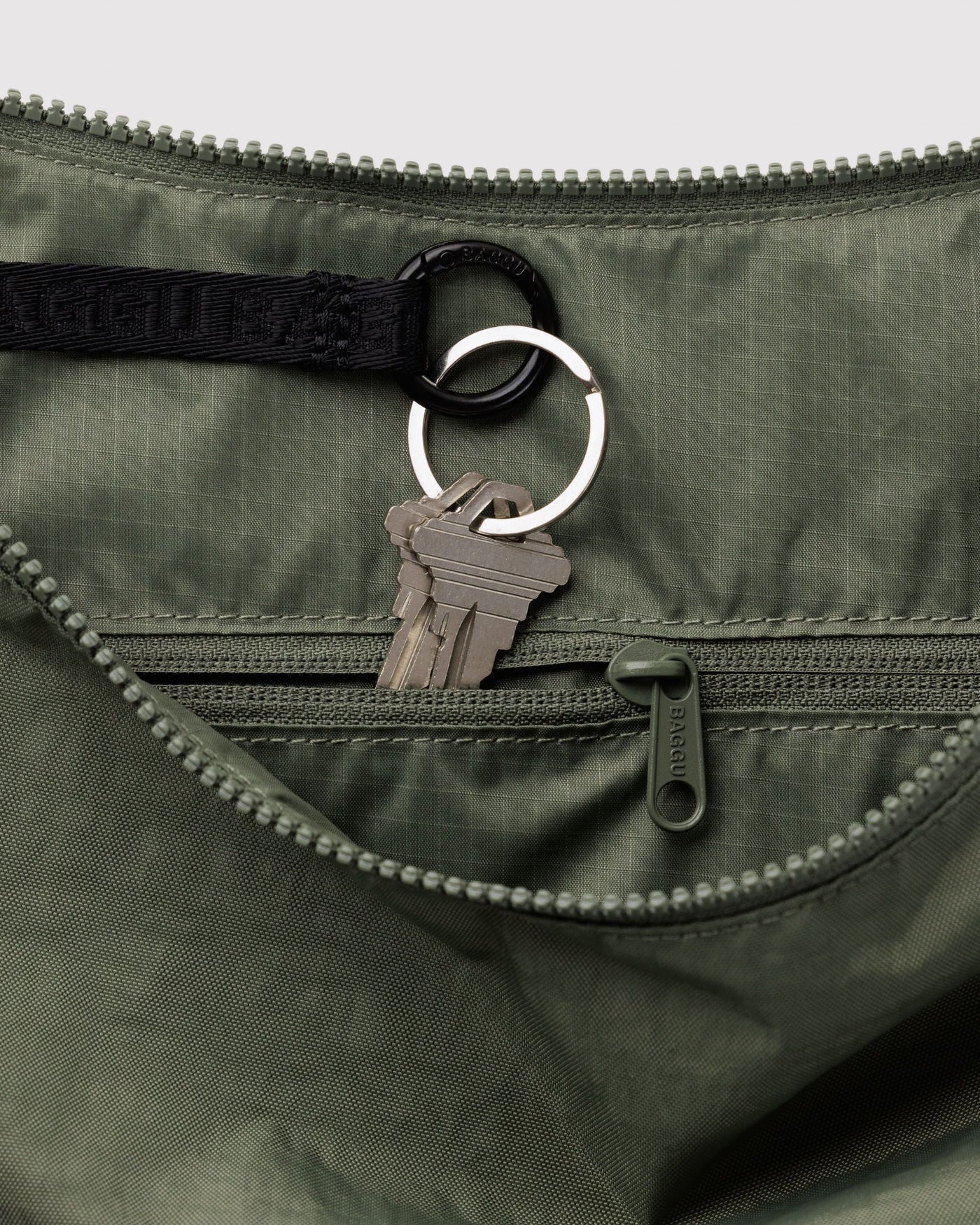 Large Nylon Crescent Bag Z6