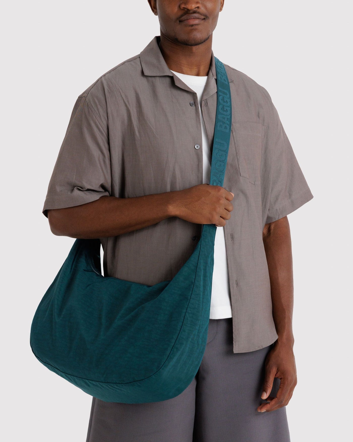Large Nylon Crescent Bag Z6