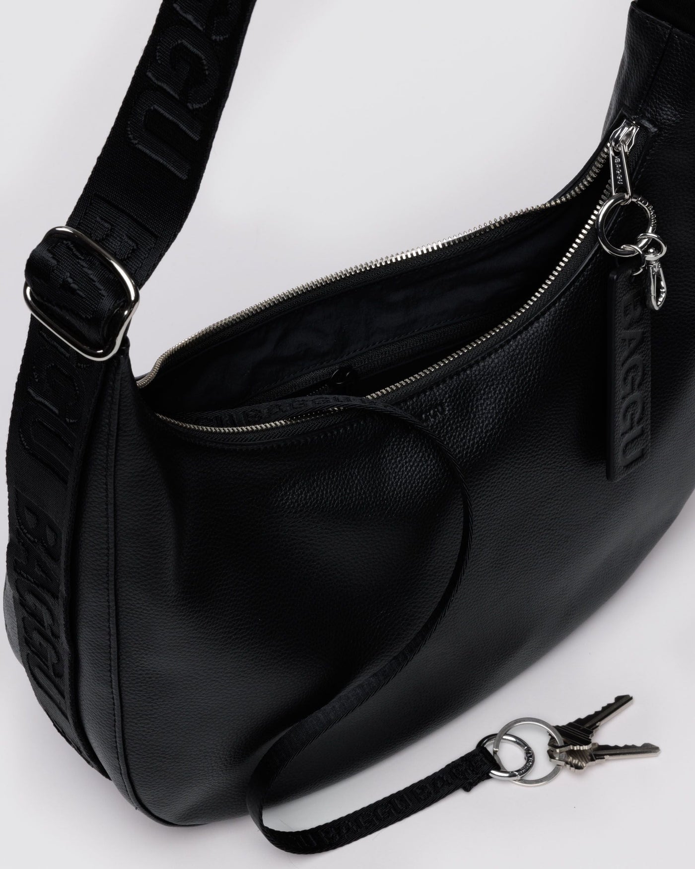 Medium Recycled Leather Crescent Bag P6