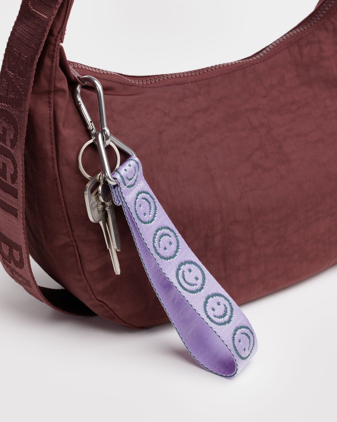 Logo Keychain O5