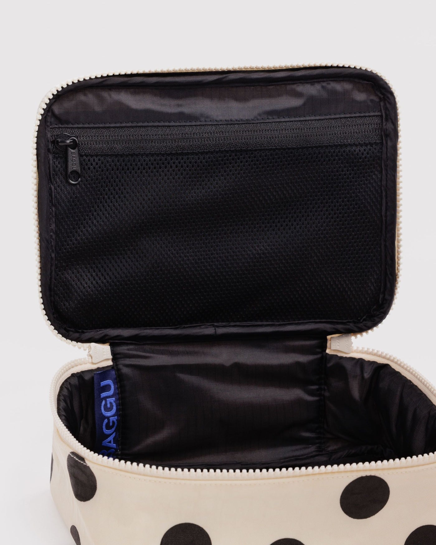 Small Cosmetic Case L4